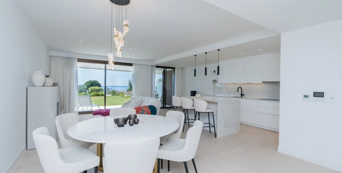 Sale of ground floor apartment in Casares 4