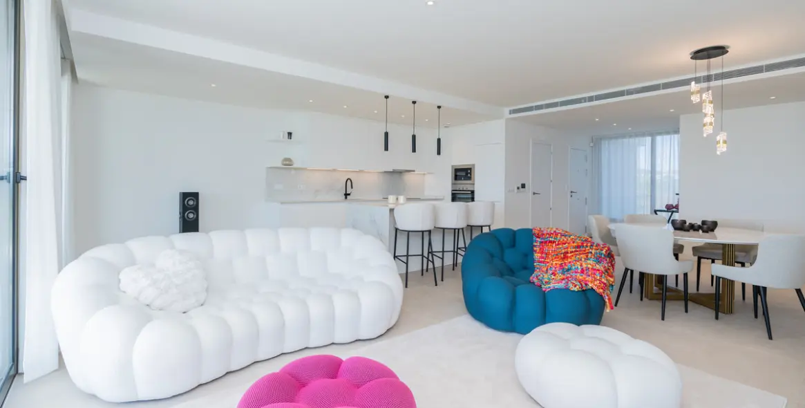 Sale of ground floor apartment in Casares 6