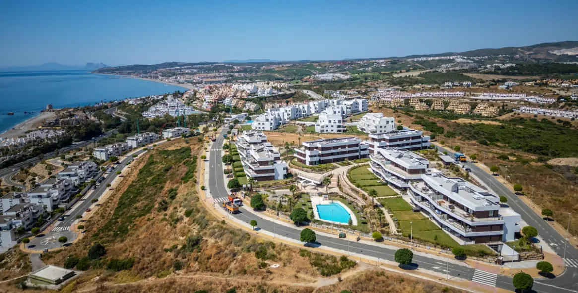 Sale of ground floor apartment in Casares 26