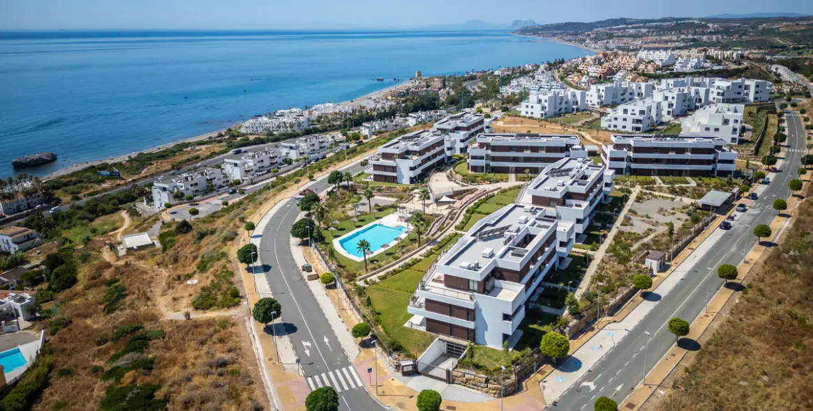Sale of ground floor apartment in Casares 34