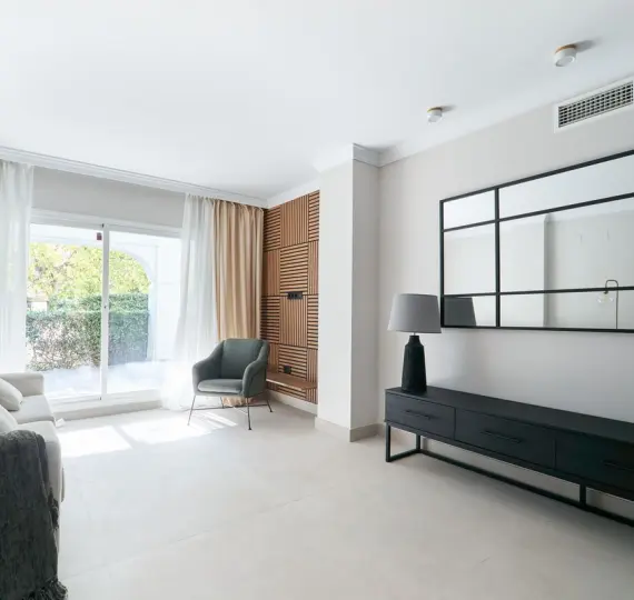 Sale of ground floor apartment in San Pedro de Alcántara