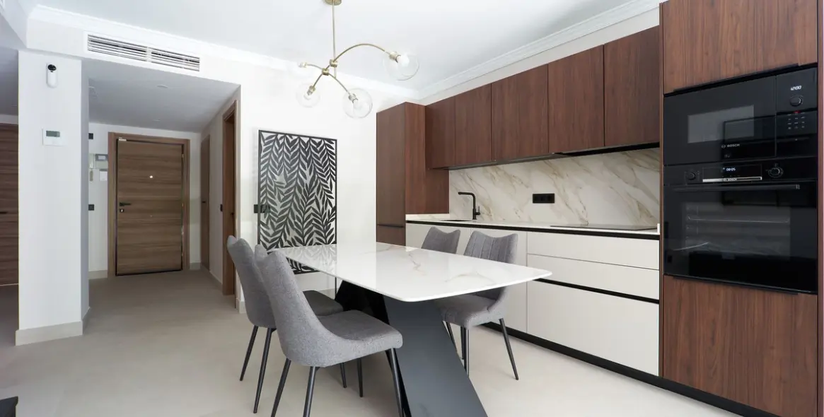 Sale of ground floor apartment in San Pedro de Alcántara 11