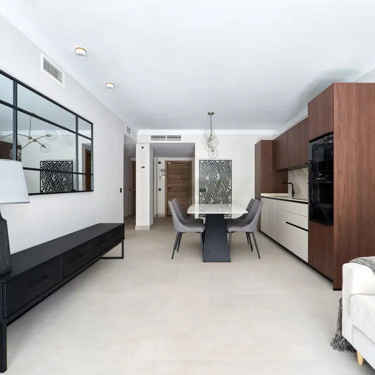 Sale of ground floor apartment in San Pedro de Alcántara