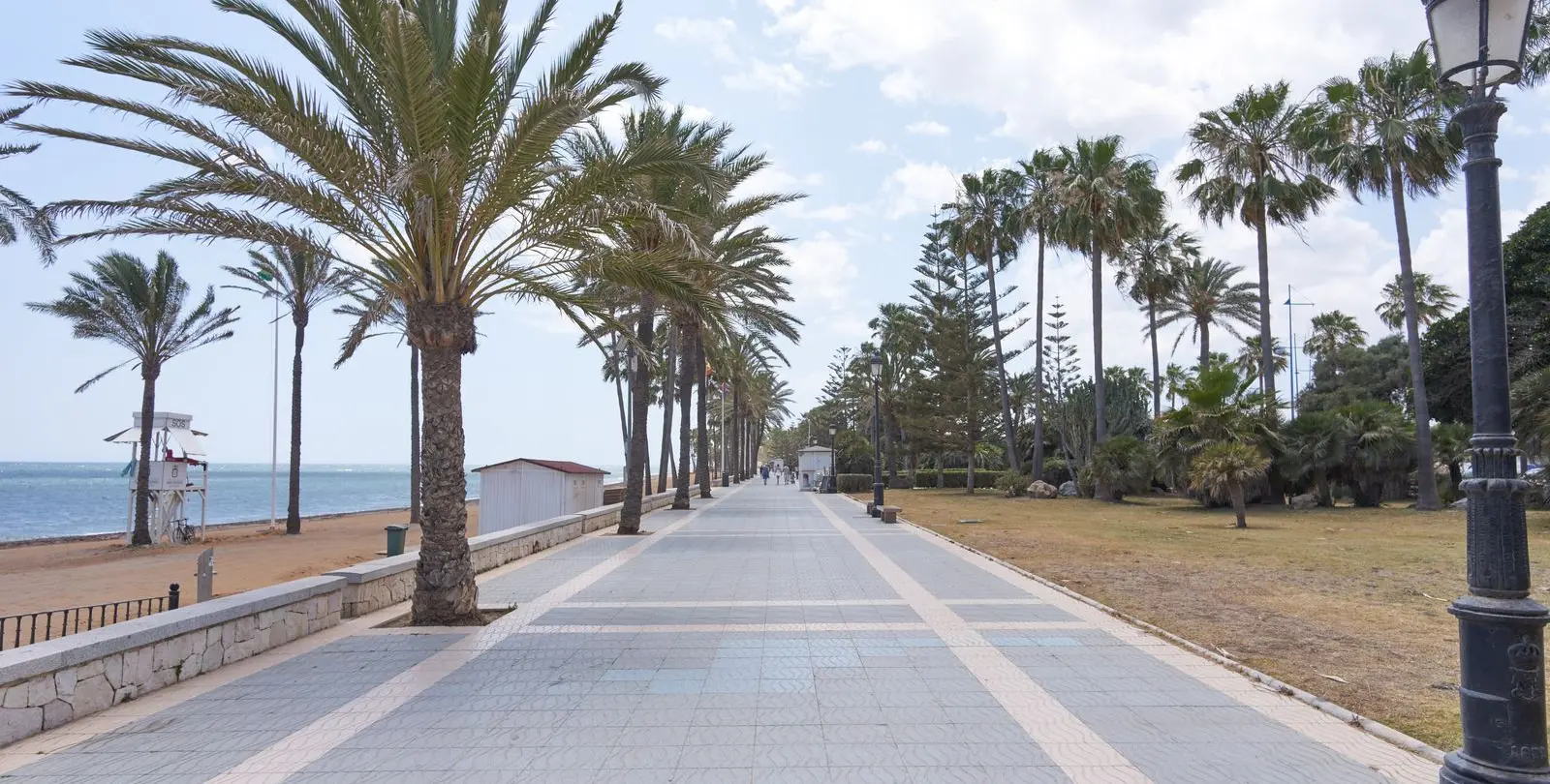 Sale of ground floor apartment in San Pedro de Alcántara 35