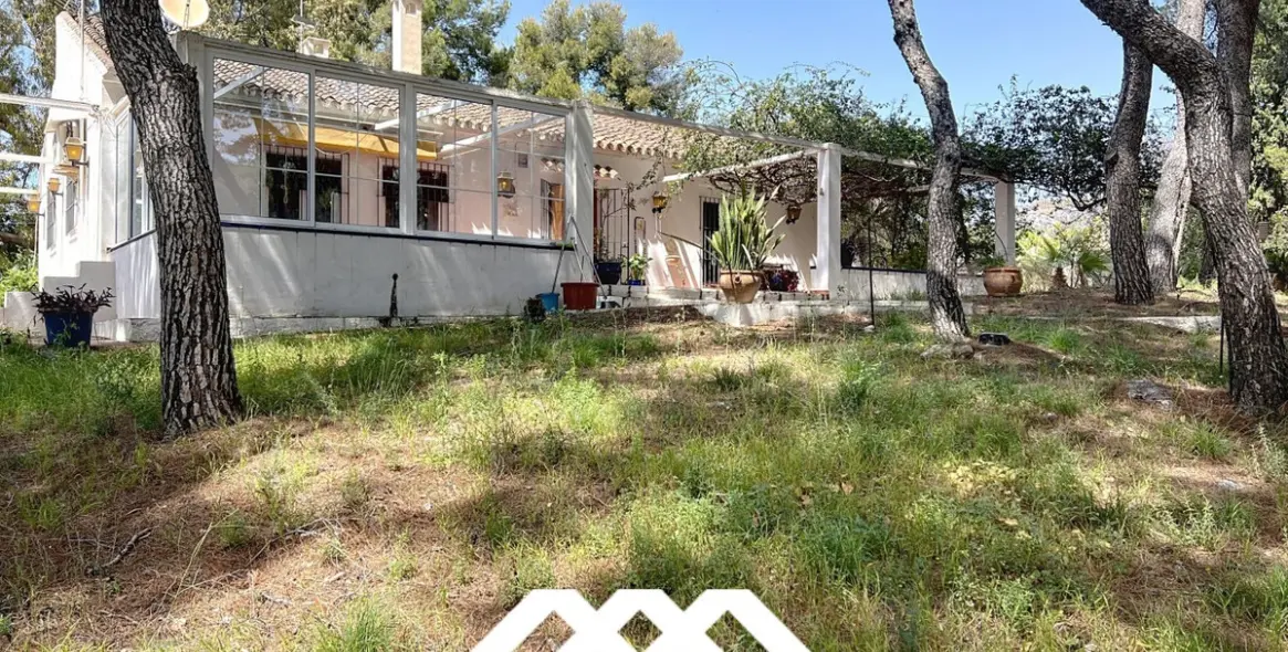 Venta de villa independiente en Nerja 1