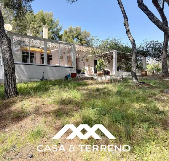 Продажа  отдельно стоящей виллы в Nerja