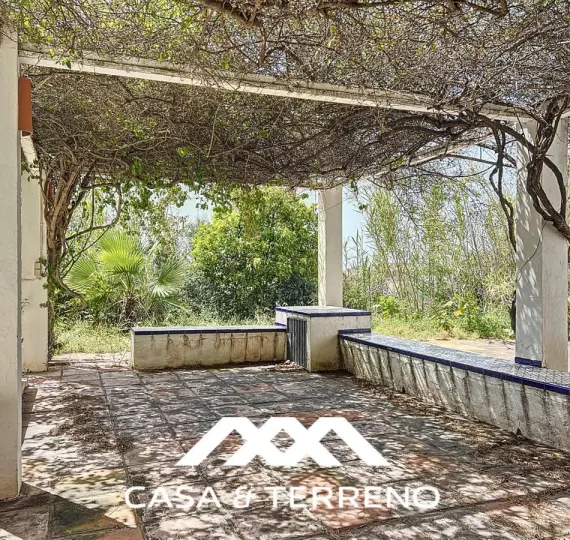 Продажа  отдельно стоящей виллы в Nerja