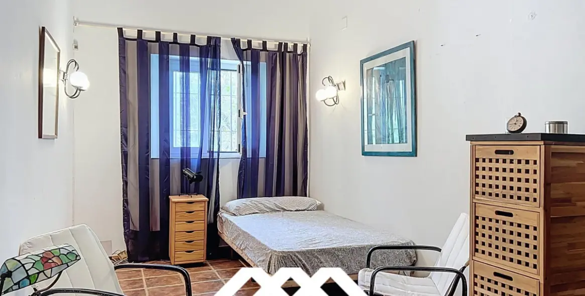 Продажа  отдельно стоящей виллы в Nerja 26