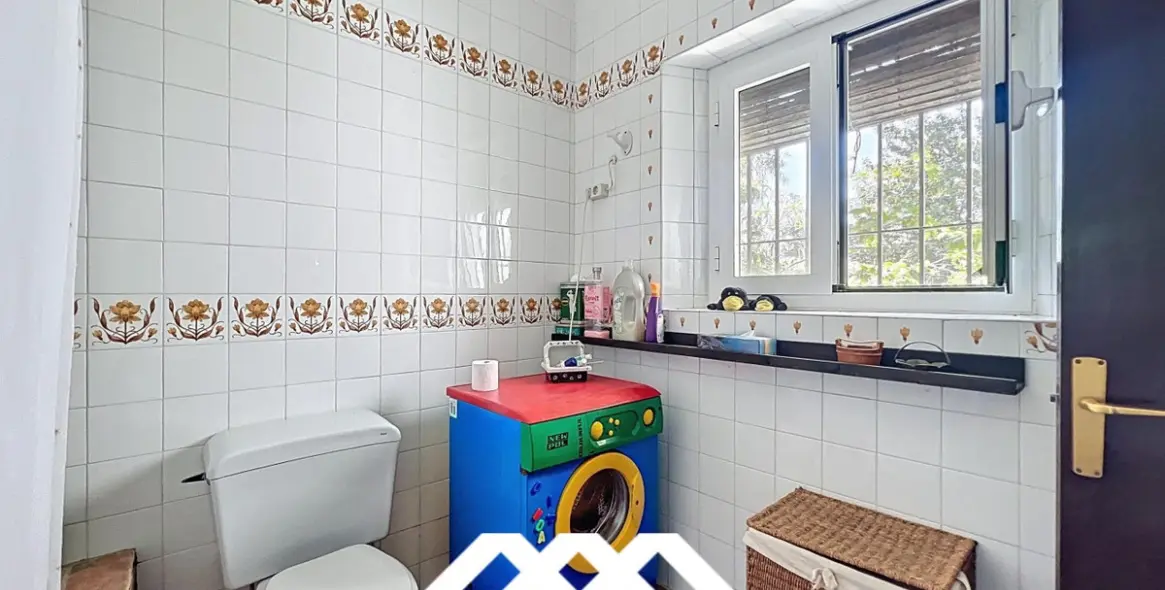 Продажа  отдельно стоящей виллы в Nerja 28