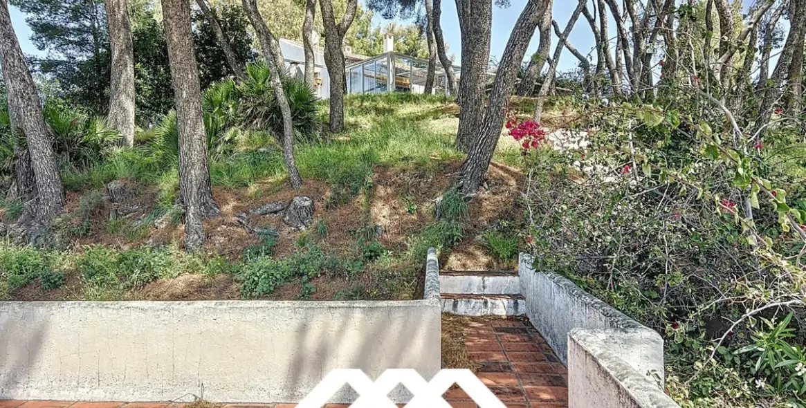 Продажа  отдельно стоящей виллы в Nerja 38