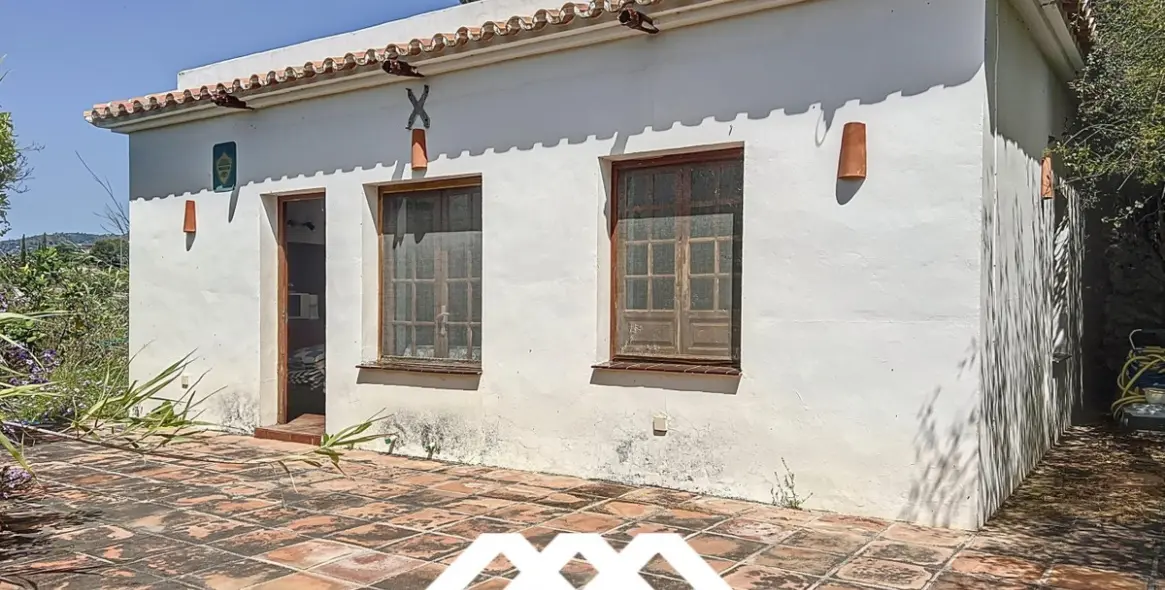 Продажа  отдельно стоящей виллы в Nerja 41