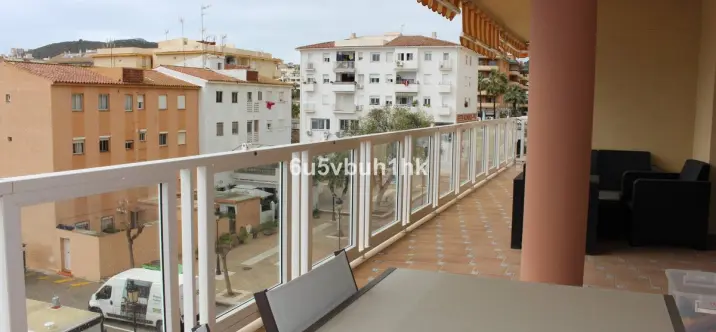 Sale of middle floor apartment in Manilva 4