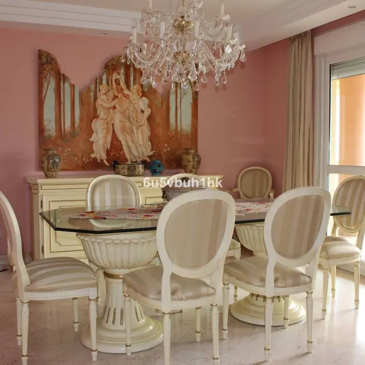 Sale of middle floor apartment in Manilva