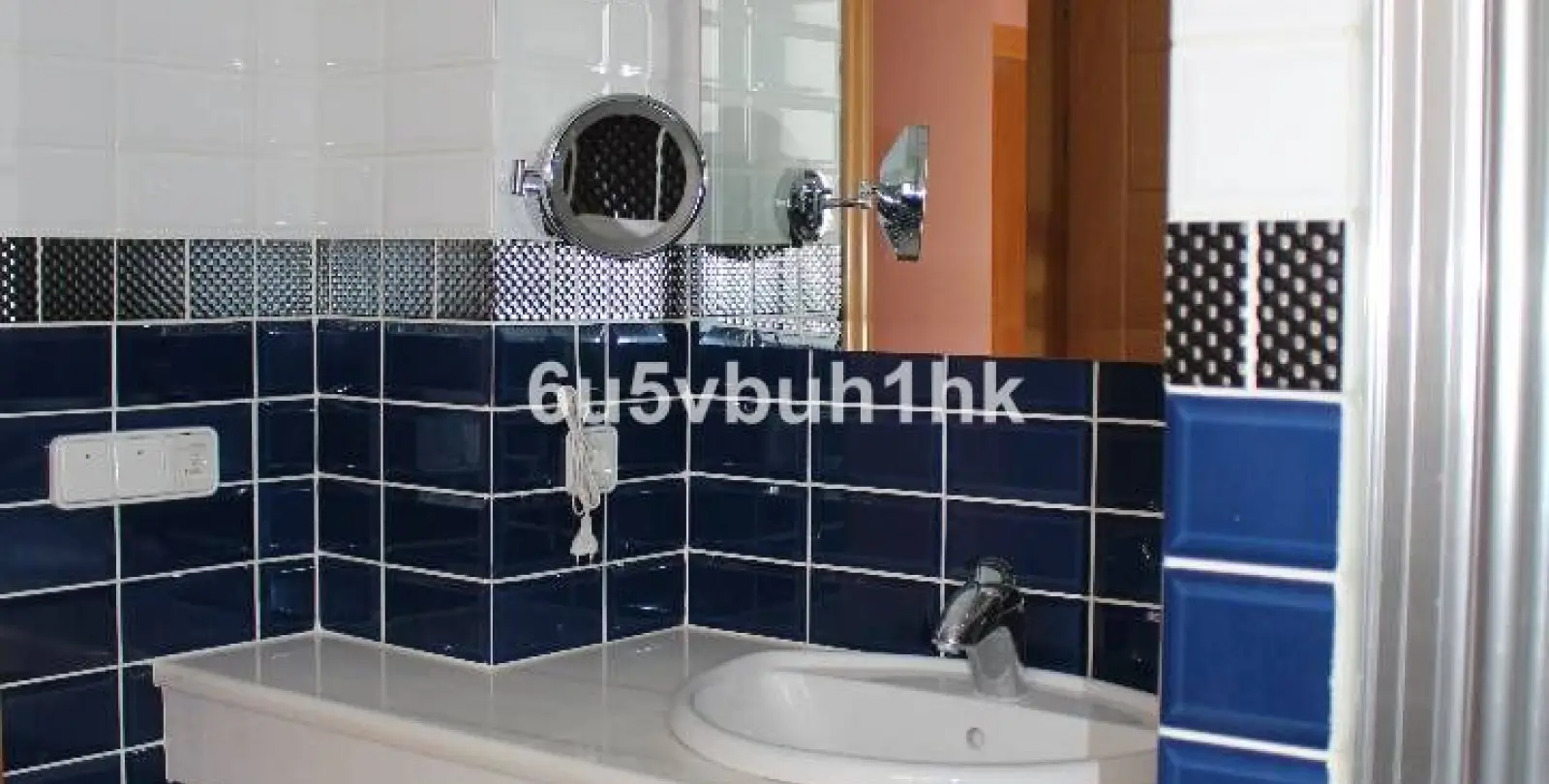 Venta de apartamento en planta media en Manilva 23