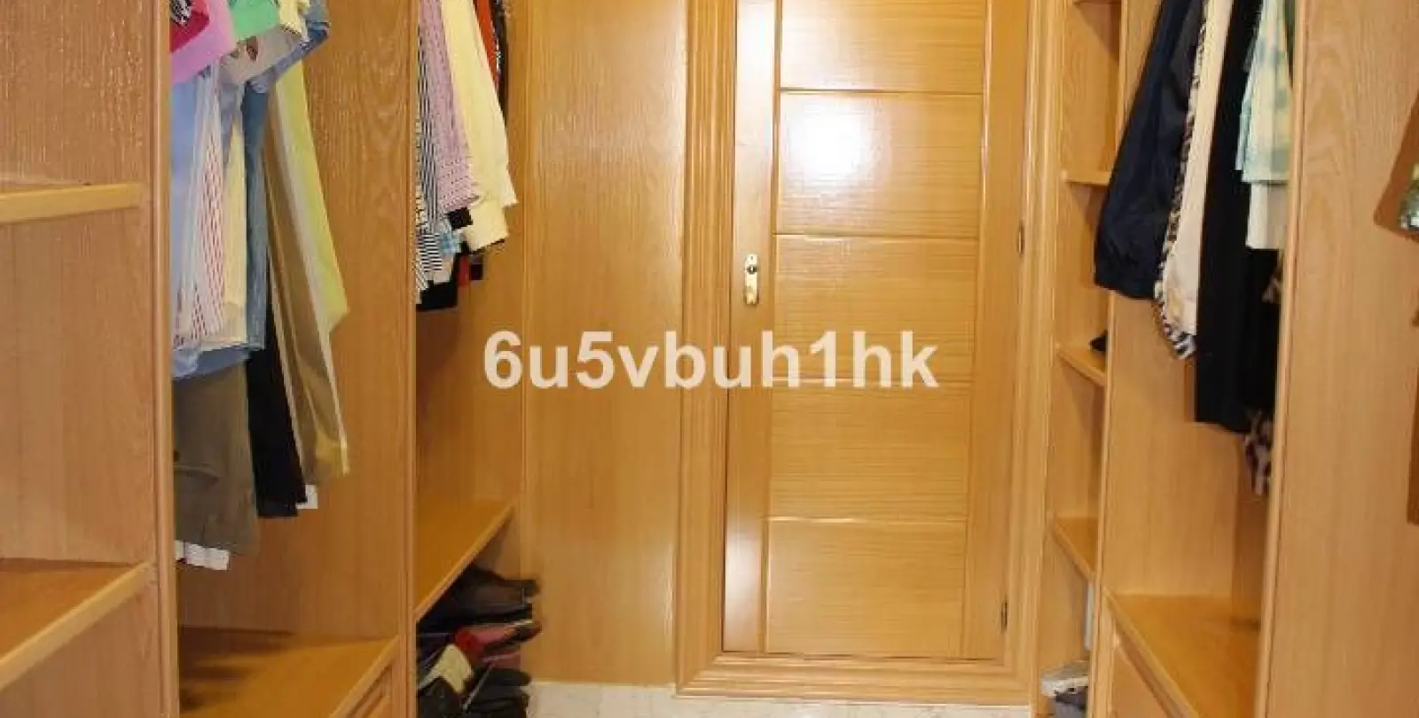 Venta de apartamento en planta media en Manilva 36
