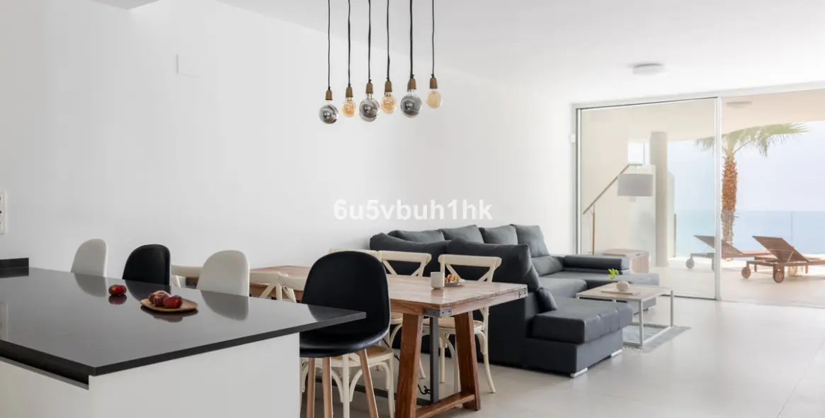 Продажа апартаментов на первом этаже в La Capellania 10