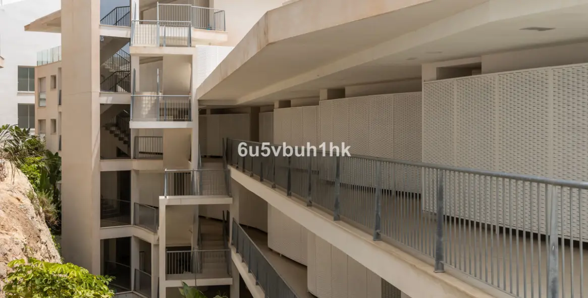 Sale of ground floor apartment in La Capellania 25