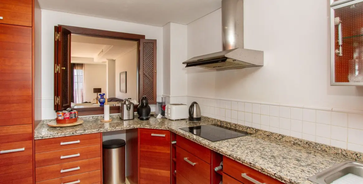 Sale of penthouse in La Mairena 6