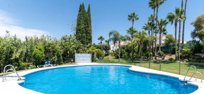 Sale of townhouse in Estepona 4