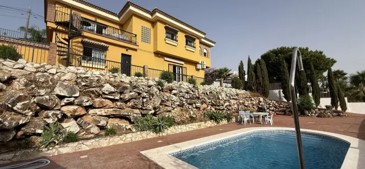 Sale of detached villa in Alhaurín de la Torre 0