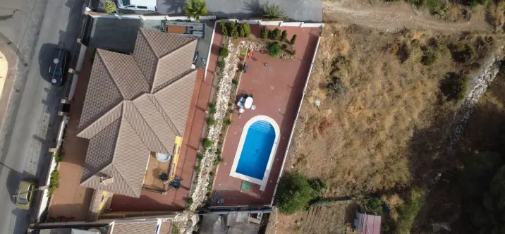 Sale of detached villa in Alhaurín de la Torre 1