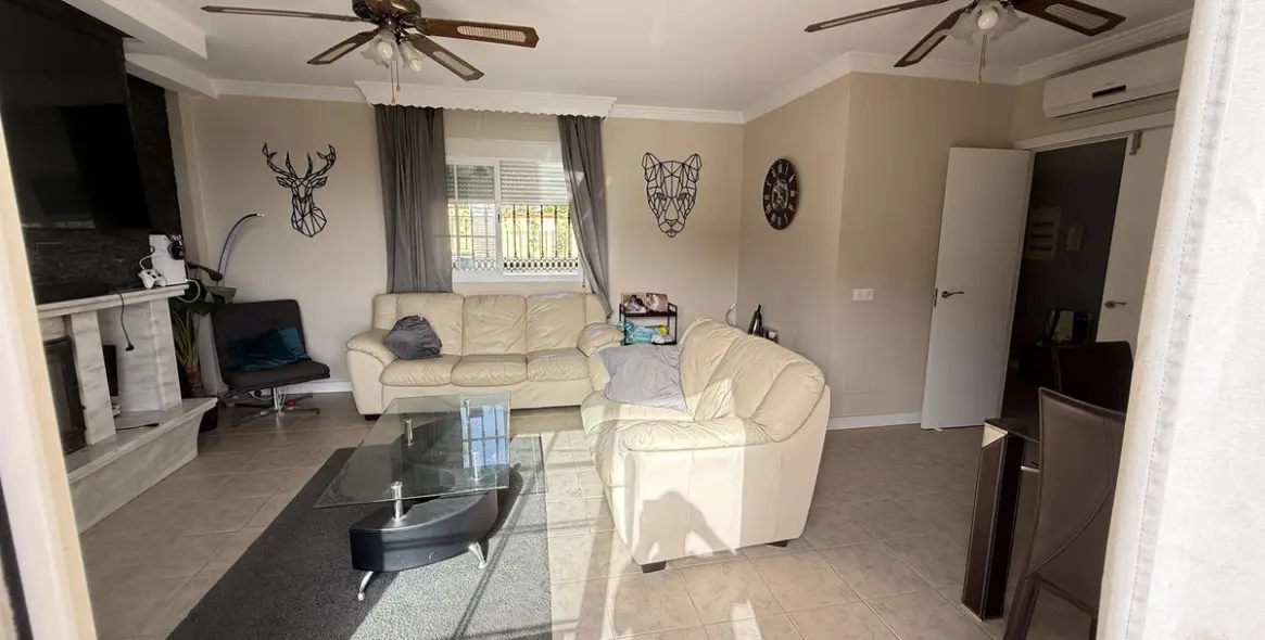 Sale of detached villa in Alhaurín de la Torre 6