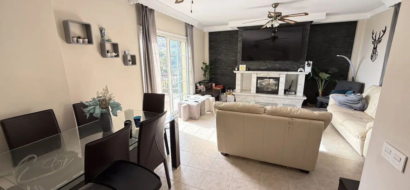 Продажа  отдельно стоящей виллы в Alhaurín de la Torre 3