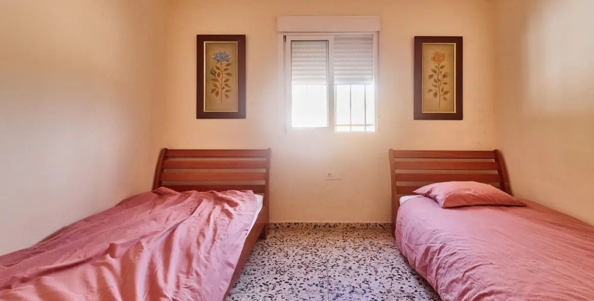 Продажа  жилого участка в Guaro 22