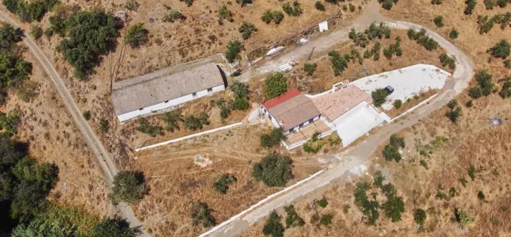 Venta de parcela residencial en Guaro 3