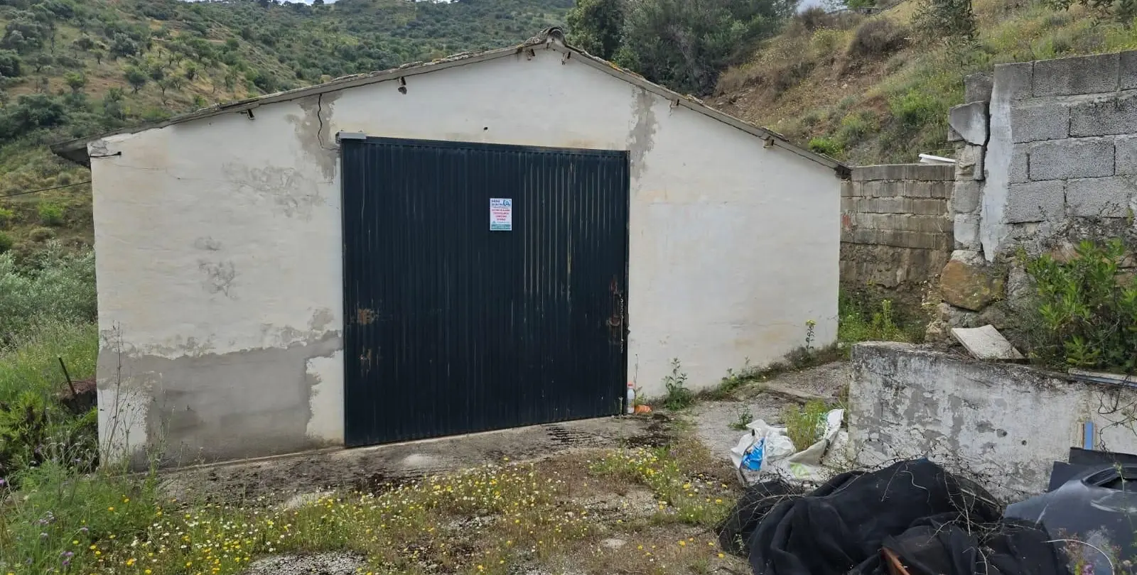 Sale of residential plot in Guaro 40