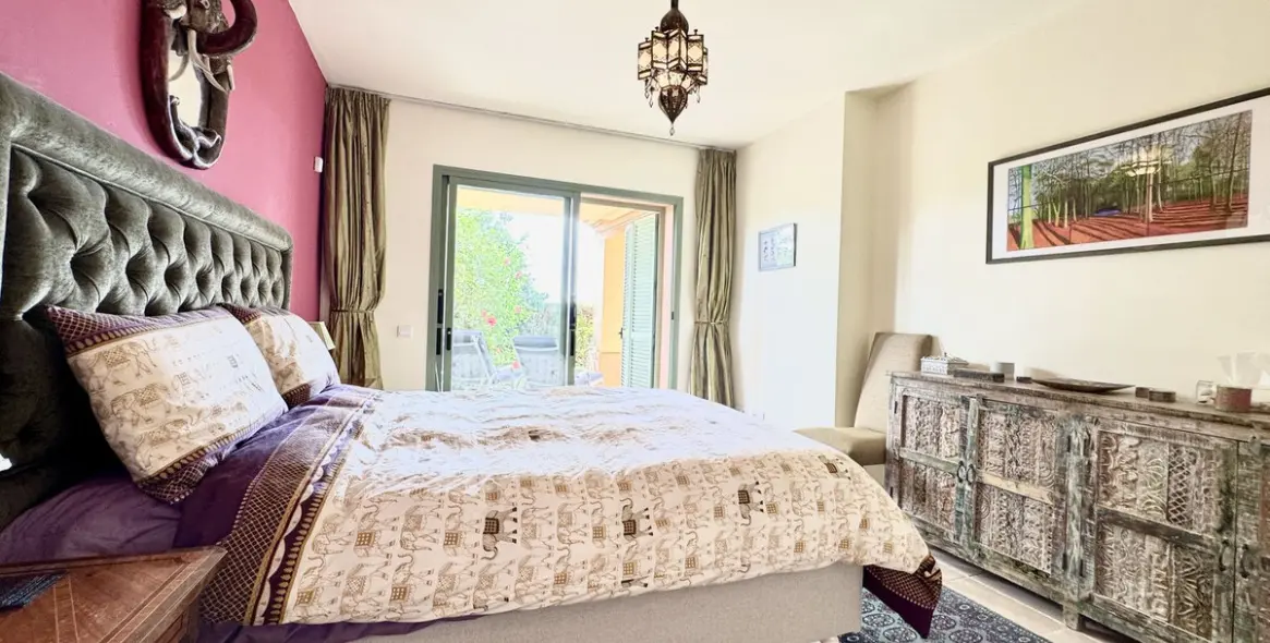 Продажа апартаментов на первом этаже в Los Flamingos 13