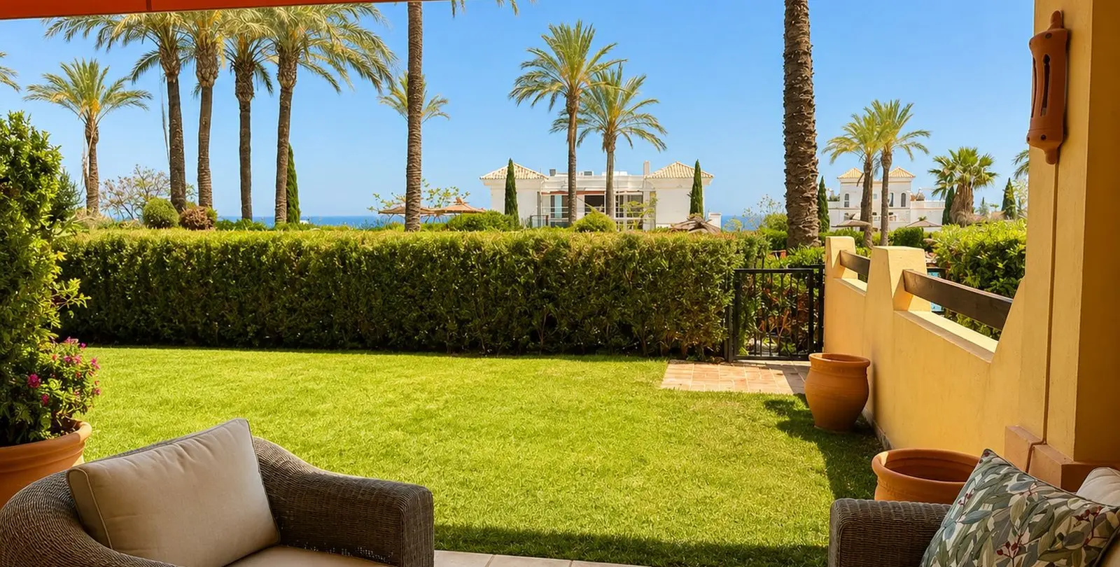 Sale of ground floor apartment in Los Flamingos 1