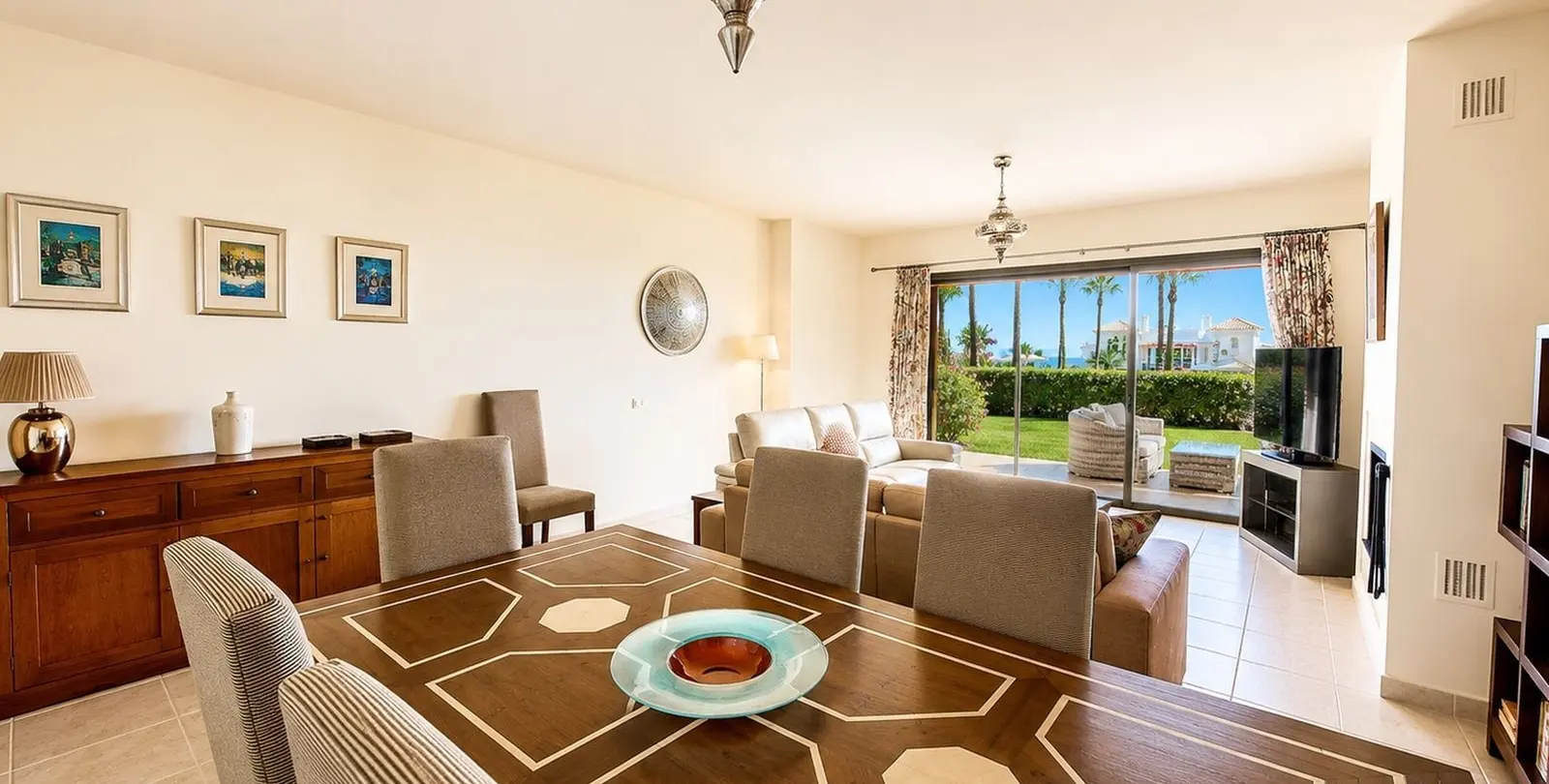 Sale of ground floor apartment in Los Flamingos 5