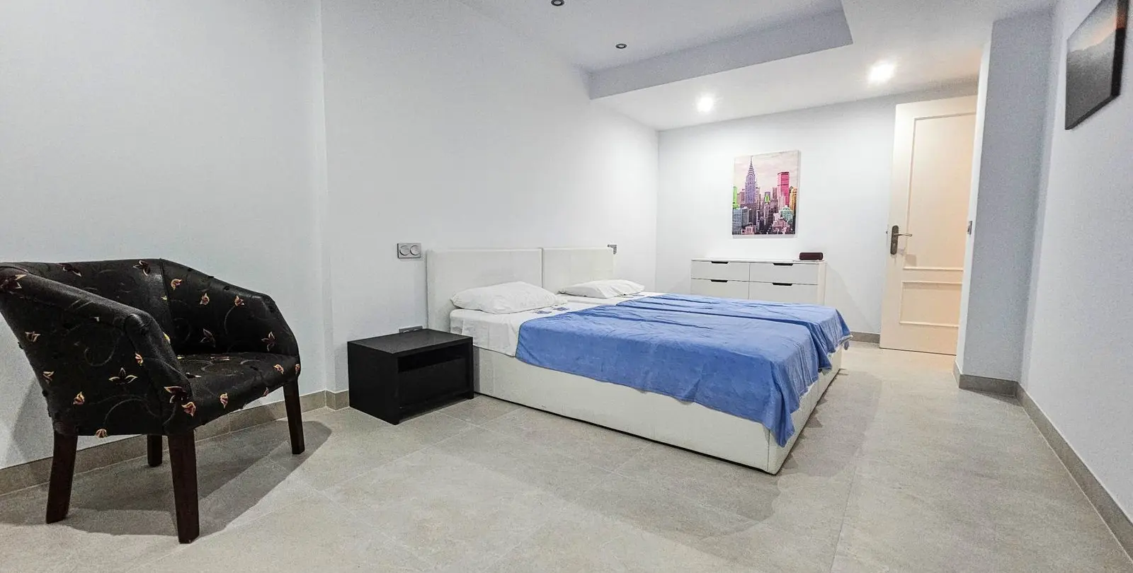 Sale of semi-detached house in La Duquesa 28