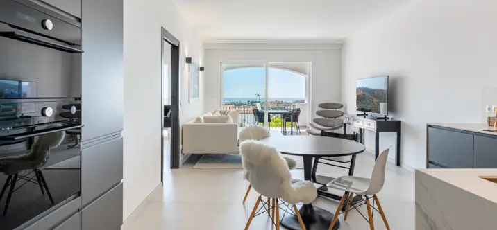 Sale of middle floor apartment in La Quinta 2