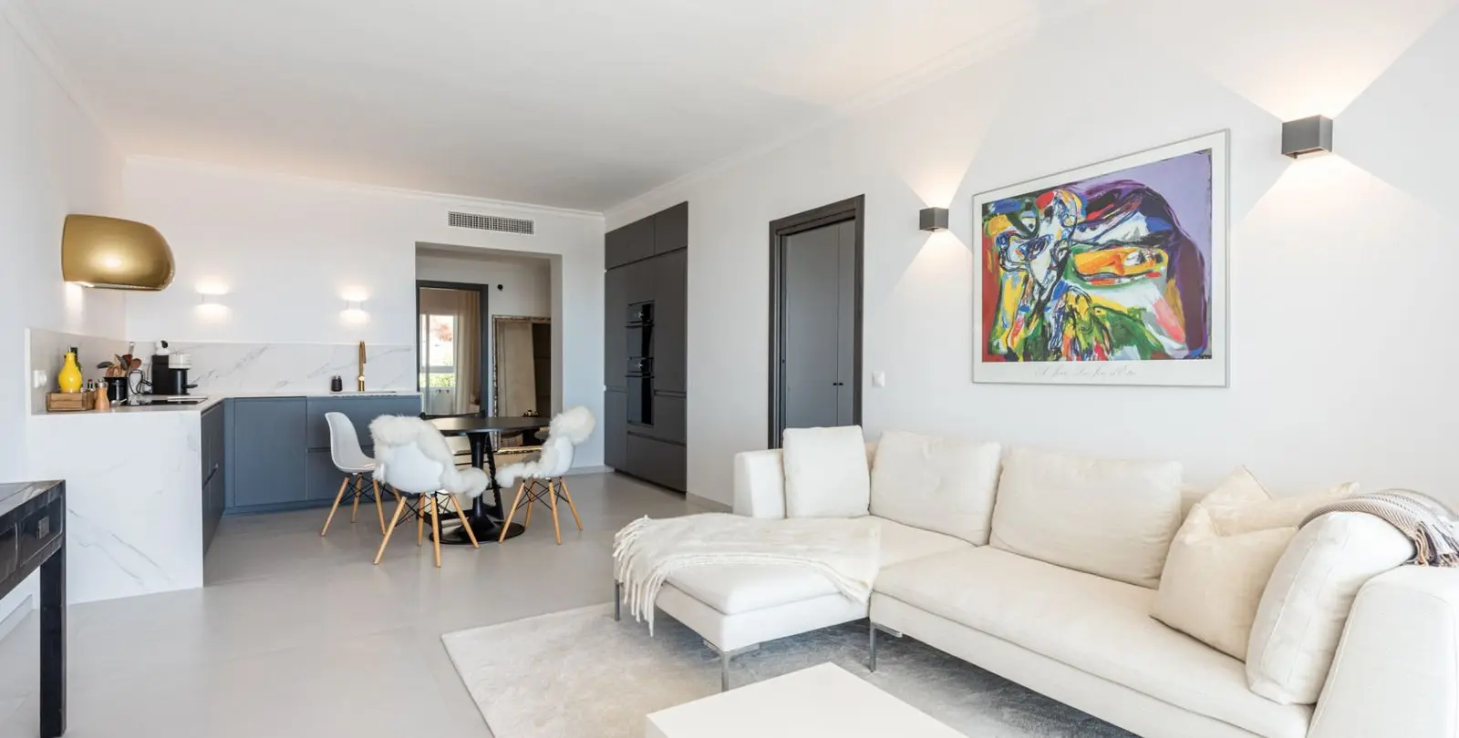 Sale of middle floor apartment in La Quinta 5