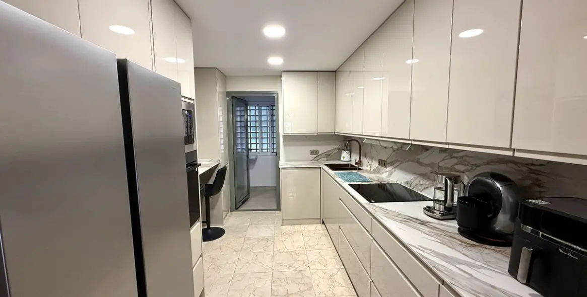 Продажа апартаментов на первом этаже в Atalaya 1