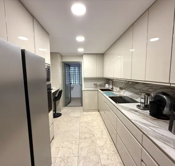 Продажа апартаментов на первом этаже в Atalaya