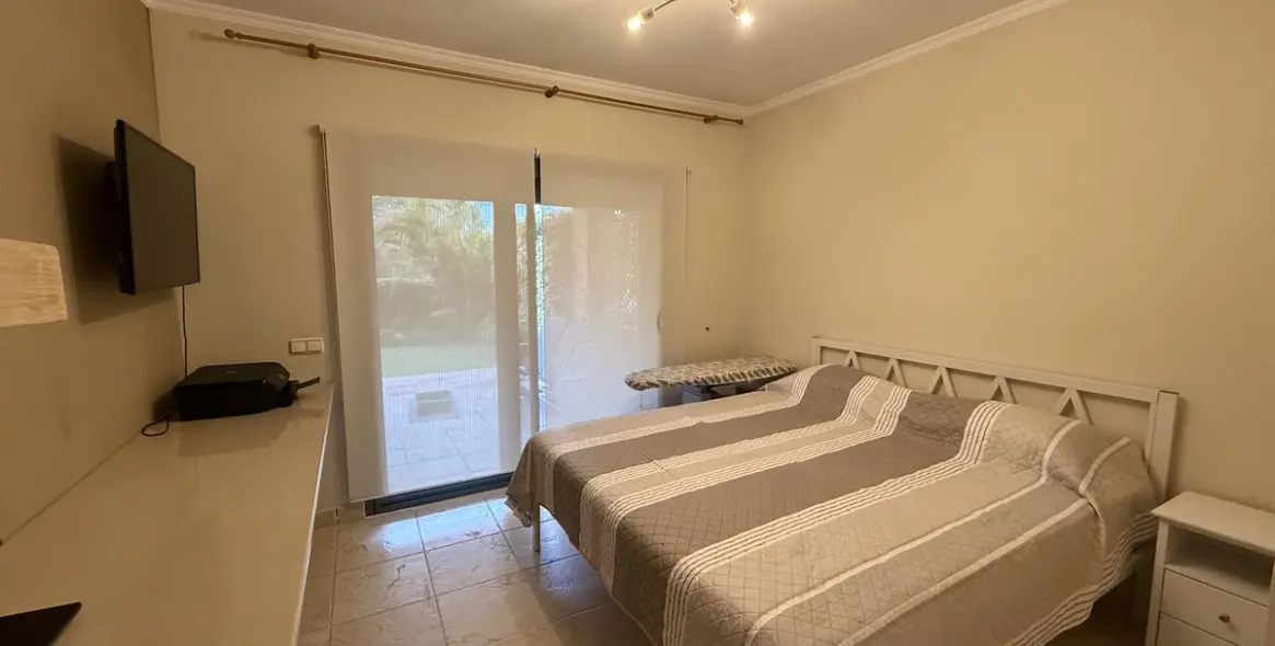 Продажа апартаментов на первом этаже в Atalaya 10