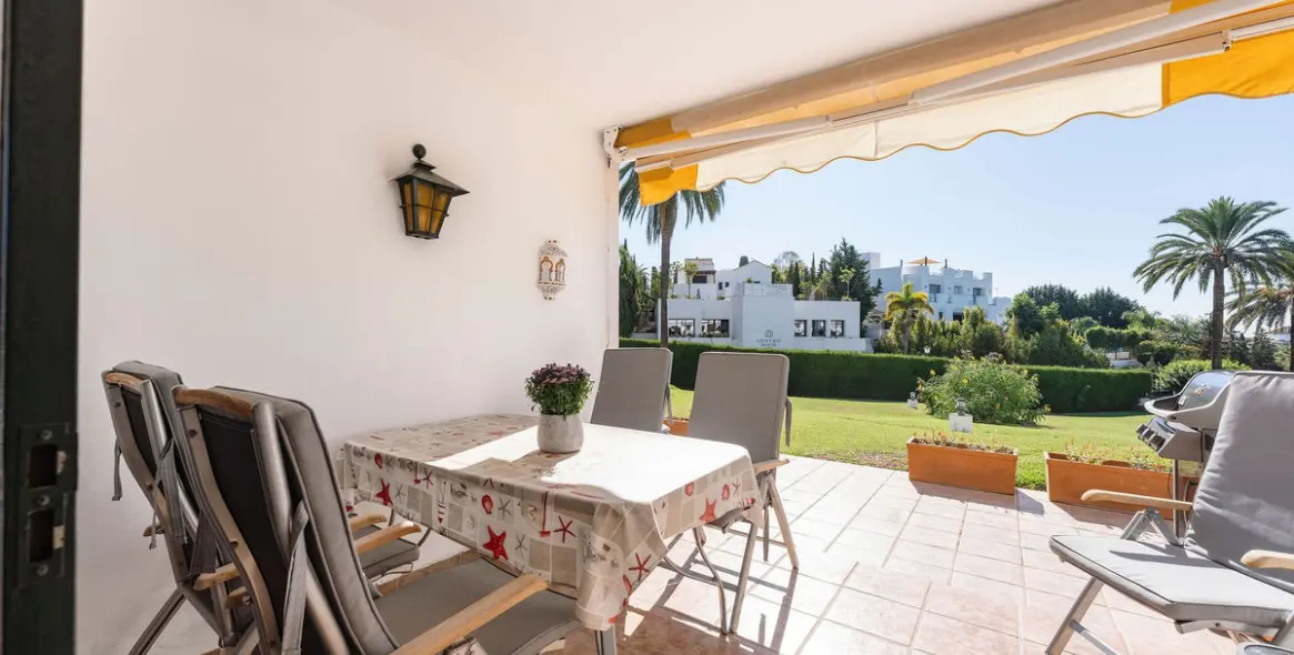 Продажа апартаментов на первом этаже в Nueva Andalucía 14