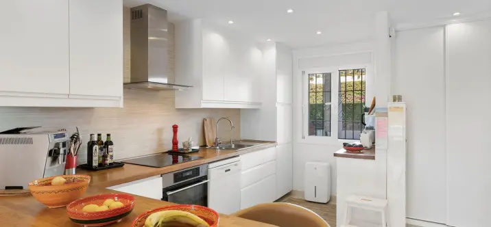 Sale of ground floor apartment in Nueva Andalucía 3