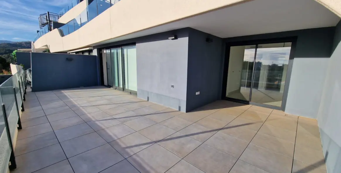 Продажа апартаментов на среднем этаже в Selwo 3