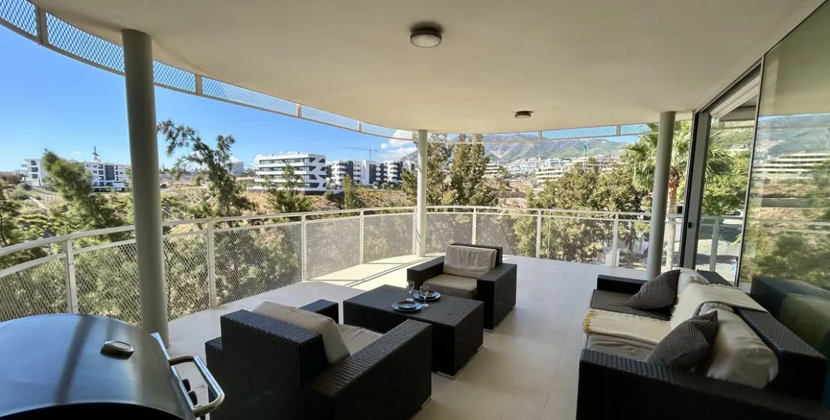 Venta de apartamento en planta media en Fuengirola 10