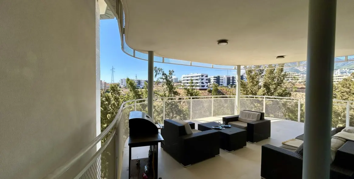 Venta de apartamento en planta media en Fuengirola 11