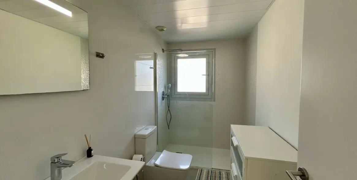 Venta de apartamento en planta media en Fuengirola 19