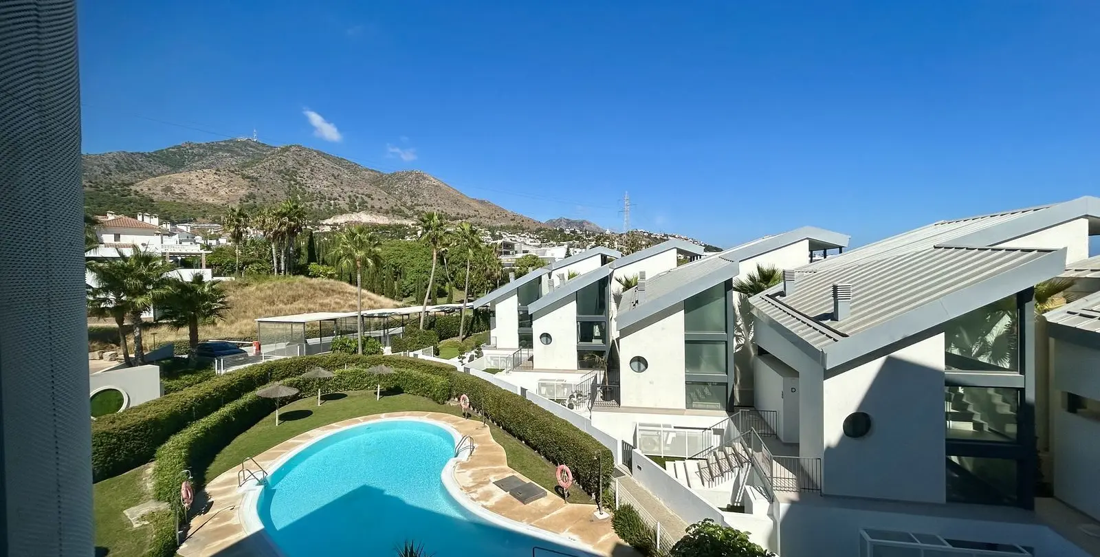 Venta de apartamento en planta media en Fuengirola 1