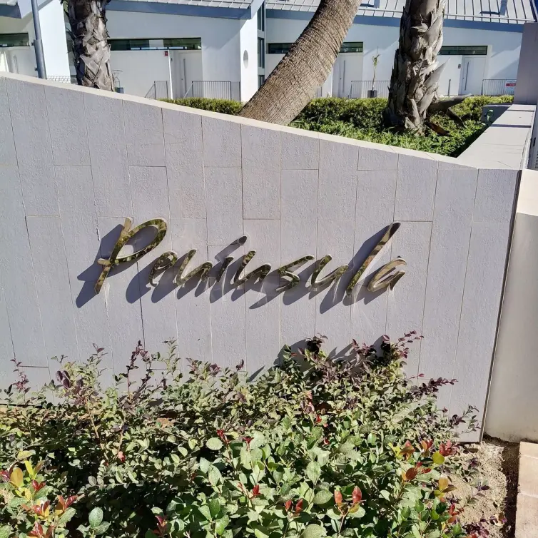 Sale of middle floor apartment in Fuengirola