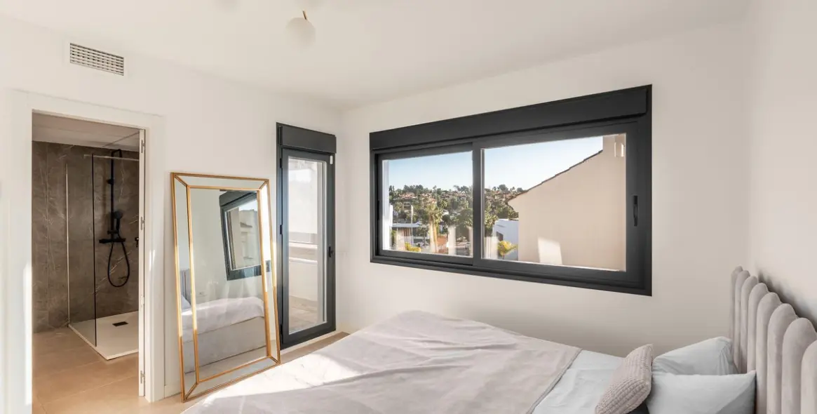 Продажа таунхауса в El Paraiso 8