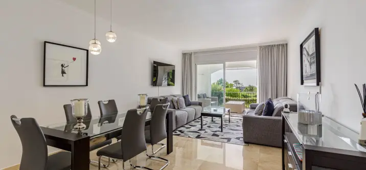 Продажа апартаментов на первом этаже в La Quinta 2