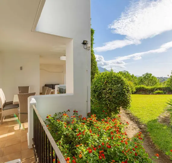 Продажа апартаментов на первом этаже в La Quinta